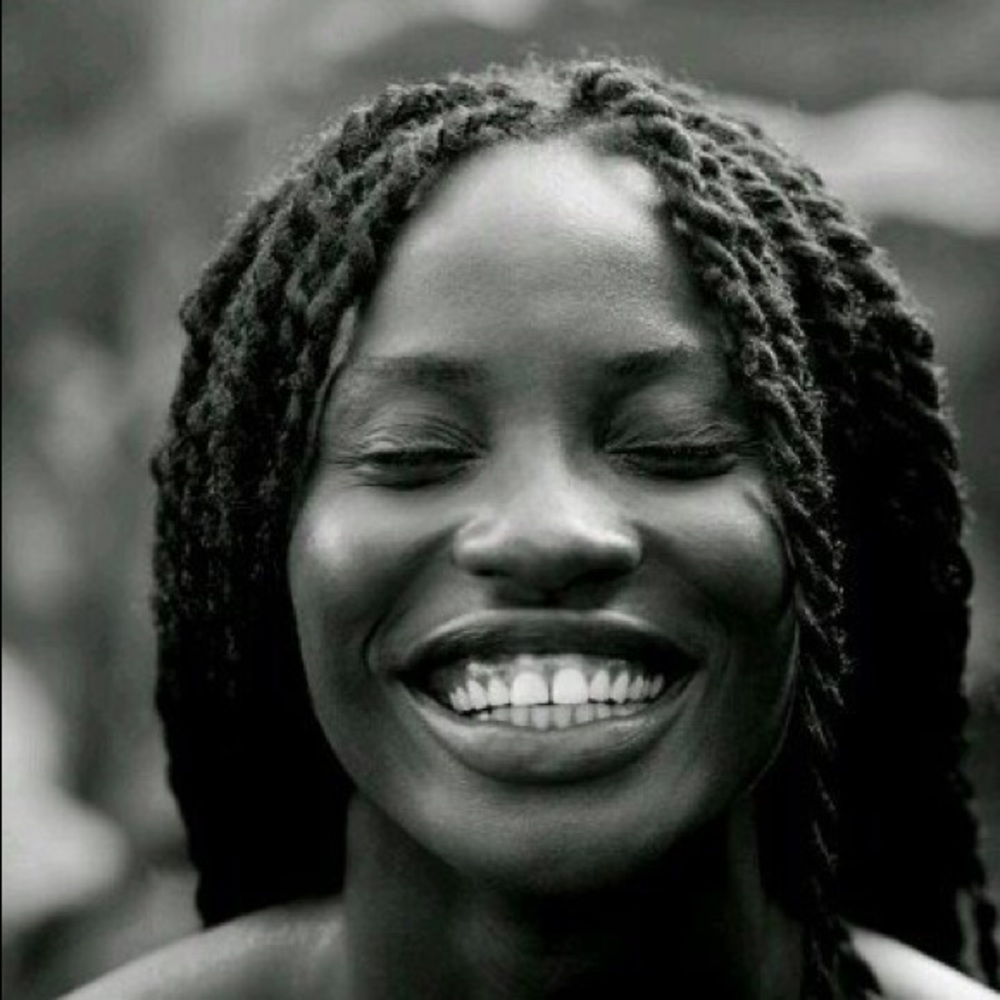 ➳ k i s s e s  &.  s m i l e s ➳